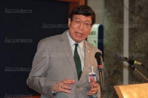 “พรเพชร” แย้ม สนช.หนุนร่าง รธน.ให้ผ่านประชามติ หากวืดอาจแก้ฉบับชั่วคราว