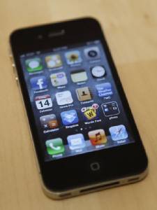Apple เตรียมรับซื้อคืน iPhone ชำรุด?