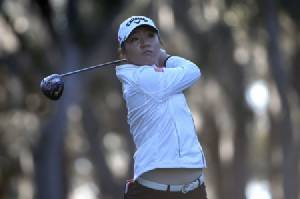 "โค" นำต่อสวิงโคอาเตสก่อนความมืดปกคลุม