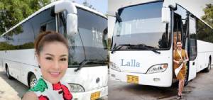 “หญิงลี” รวยเวอร์ ถอยรถบัสคันใหญ่ ตกแต่งจัดเต็ม