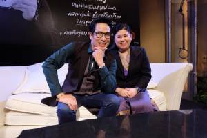 “ดาวเฮือง” ควง “พี่เบิร์ด” ลุยอาเซียน