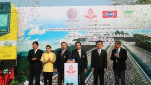ร.ฟ.ท.ตอกเข็มรถไฟทางคู่ฉะเชิงเทรา-แก่งคอย มั่นใจปีนี้จะประมูลอีก 3 เส้นทาง