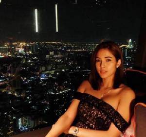 “อุ้ม ลักขณา” เพราะเซ็กซี่สุดซี้ดขนาดนี้น่ะสิ “เสนาหอย” ถึงหลงหัวปักหัวปำ