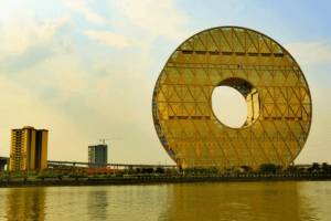 กวางตุ้งขอโดดข้ามมหากำแพงไฟ ใช้สื่อต้องห้ามโปรโมตการท่องเที่ยว