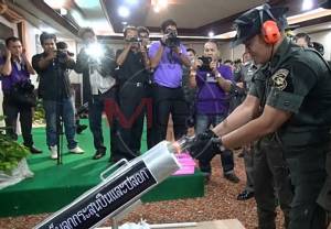 ตำรวจเก็บหลักฐานปืนเมืองคอน 1.2 แสนกระบอก เข้าสารบบทางการ