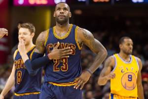 "คิงเจมส์" ตัดขาดโลกออนไลน์ มุ่งล่าแชมป์ NBA