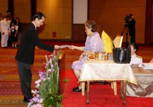 สมเด็จพระเทพฯ พระราชทานเกียรติบัตรเชิดชูเกียรติธุรกิจเครือผู้จัดการ