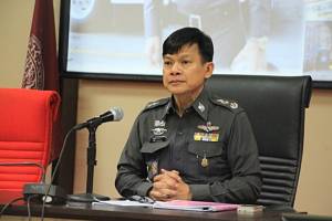 รอง ผบช.น.เตรียมจัดเส้นทางจราจร-นอกเครื่องแบบอำนวยความสะดวกงานกาชาดปี 59