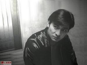 ย้อนอดีตเมื่อครั้ง หลิว เต๋อหัว ยังเป็น "เด็กโง่" (ฟังเพลง)