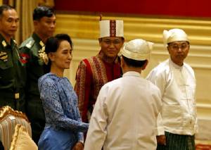 พรรค NLD ลุ้นอองซานซูจีนั่งตำแหน่งใหญ่ “ที่ปรึกษาแห่งรัฐ”