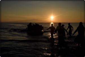 ข้อตกลงอียู-ตุรกีบังคับใช้ “ส่งลี้ภัยซีเรียล็อตแรกจากกรีซกลับอังการา” เริ่มจันทร์นี้ – บาดเจ็บ 5 จลาจลค่ายลี้ภัยบนเกาะไคออส