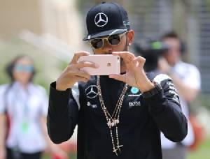 "ลูอิส" เจอสั่งห้ามอัดคลิป คุ้มครองผู้ถือลิขสิทธิ์ F1