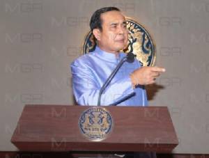 “ประยุทธ์” ขู่ลงโทษปล่อยข่าวหยุดเพิ่มสงกรานต์ ย้ำลงโทษเหตุซ้อมพลทหารดับ
