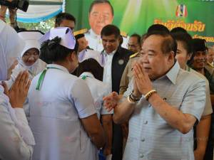 กลาโหม สรุป “บิ๊กป้อม” ไปนราธิวาส ถก คปต.เยี่ยม รพ.เจาะไอร้อง