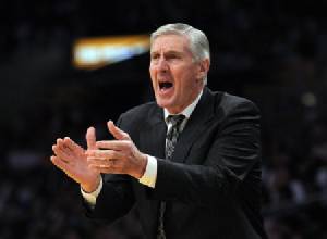 "สโลน" ตำนานโค้ช NBA ป่วยโรคพาร์กินสัน