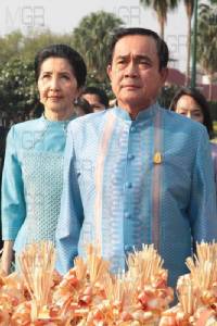 นายกฯ สรุปแก้ปัญหาน้ำ 20 เม.ย.รับห้ามปลูกข้าวไม่ได้ ขู่ฟันพวกเฉยโรงงานปล่อยน้ำเสีย