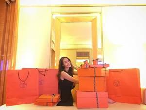 ฟินไปอีก! "มิน พีชญา" ซื้อแอร์เมส10 ใบ ฉลองวันเกิดล่วงหน้า