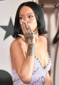 Rihanna passes Beatles on US all-time hits list