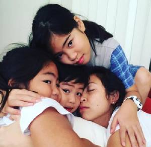 มีลูกเยอะใครว่าร่างพัง! “กิ๊ก สุวัจนี” ปัจจุบันชีวิตเธอดี๊ดีอ่ะ