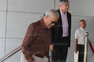 “พิภพ” หวั่นนายกฯคนนอกซ้ำรอยพฤษภา จ่อนำผู้สูญเสียค้านถอนฟ้องสลายพธม.