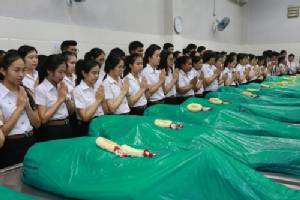 มฟล.จัดพิธีทำบุญอุทิศส่วนกุศลแด่อาจารย์ใหญ่