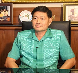 สนช.ลงพื้นที่แปดริ้วแจงร่าง รธน. ชี้ 3 เหตุผล คำถามพ่วงทำไม ส.ว.ต้อง 5 ปี-เลือกนายกฯ ได้