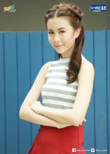 “วีวี่” เป็นสาวแบ๊วสุดมุ้งมิ้ง เอาใจ “เพชร” ใน “สุขาอยู่หนใด”