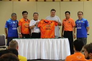 “สวาทแคท” เปิดตัว “โจซิค” คุมทัพลั่นพาทีมรั้งท็อป 10
