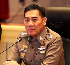 ผบ.สั่งสอบส่วยสติกเกอร์ต่างด้าวทำงานสถานประกอบการ พบ ตร.เกี่ยวพันฟันวินัย-อาญา