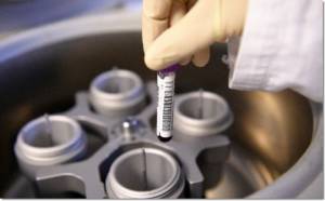 ชาวแดนภารตะอย่างน้อย 2,000 ชีวิต ติด HIV ไม่รู้ตัวเพราะเลือดบริจาคในโรงพยาบาล