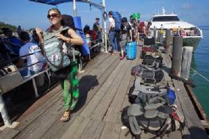 Two Chinese tourists killed in latest Thai speedboat crash