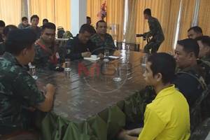 จับมือยิงอดีตรองสารวัตรปัตตานี เผยร่วมมือกับพวก 3 คนที่ยังหลบหนี