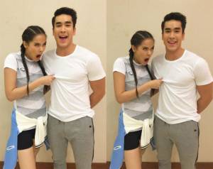 โมเมนต์น่ารัก “ญาญ่า” หยิกนม “ณเดชน์” ไม่สนิทจริงทำไม่ได้นะ