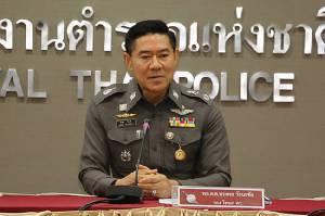 ตร.สั่งสอบ “เจ้าสัวบุญชัย” ชวนศิษย์ป้อง “ธัมมชโย” เข้าข่ายปลุกระดมหรือไม่(มีคลิป)
