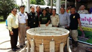 ทหารมทบ.210 นครพนมปั้นโอ่งเก็บน้ำฝน ช่วยชาวบ้านมีน้ำเพียงพอช่วงหน้าแล้ง