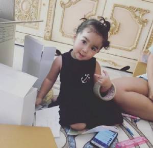 เผยความน่ารัก “น้องแตงไทย” ดวงใจของ “พ่อแจ๊ส”