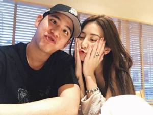 คู่รัก “พอร์ช-เกรซ” หล่อสวยเห็นแล้วใจละลาย