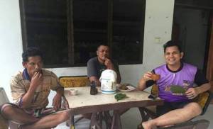 ทอ.ตั้ง กก.สอบ “บ่าววี” หลังถูก ตร.จับโพสต์จิบกาแฟกับใบกระท่อม