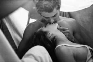ท่าเด็ดสะระตี่ ที่คู่เลิฟต้องจัด.../Dr.DEN Sexociety
