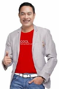 ม.ล.ภาสันต์ สวัสดิวัตน์ พาไปกินเดี๋ยวบินกลับ