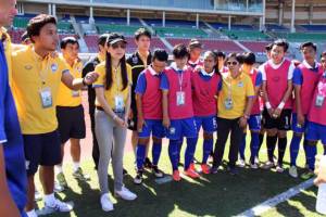 ศึกศักดิ์ศรี! “มาดามแป้ง” เชื่อไทยสดกว่า แย่งแชมป์กลุ่มกับเหงียน
