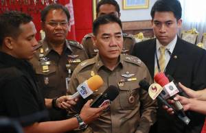 ผบ.ตร.รับการข่าวเตือนเหตุก่อเหตุถี่ขึ้นในเดือน ส.ค. รับคนร้ายปรับแผนเน้นก่อเหตุกลางคืน