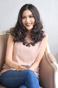 "พัณณิตา สนิทวงศ์ ณ อยุธยา" ว่าที่เซเลบนักธุรกิจสาวสวยคนใหม่