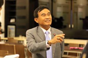 รมว.ยธ.ยังไม่พบป่วน มท.1 คาดเรียบร้อยดี ผบ.ทบ.แย้ม คสช.เข้มงานหลังโหวต