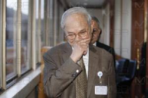 “มีชัย”รับต้องทำงานหนักขึ้นหากให้เลือกตั้งทันปี 60 ยังไม่รู้พรรคการเมืองต้องเซ็ตซีโร่หรือไม่