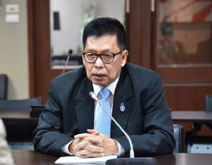 “พาณิชย์” คาดไทยเข้าร่วมทีพีพีไม่ทันรัฐบาลชุดนี้ ให้รัฐบาลหลังเลือกตั้งเป็นผู้ตัดสินใจ
