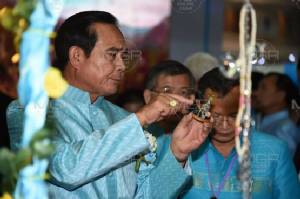 นายกฯ ขออย่ากดดันเจ้าหน้าที่ไล่ล่ามือป่วน ให้ใจเย็นเชื่อมั่น รบ.