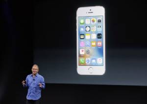 เตือนชาว iPhone อัปเดต iOS 9.3.5 ด่วนก่อนถูกเจาะเครื่อง