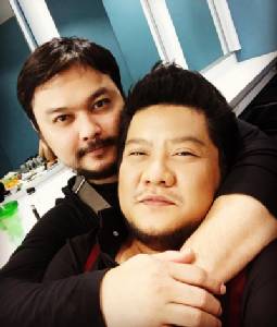 อ่อยแรง! “เบน ชลาทิศ” โพสต์รูปผู้ชายเข้าครัวดูน่ากินเหลือเกิน