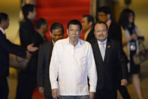 ปธน.ปินส์ของขึ้นด่าโอบามา “ลูกกะหรี่” ก่อนมีคิวคุยตัวต่อตัวนอกเวทีประชุมสุดยอดผู้นำที่ลาว
